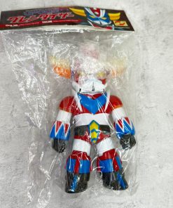 Grendizer RedColor limited Vinyl Figure Sofubi