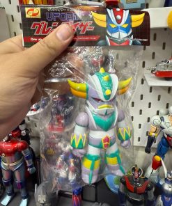 Alternative view of Grendizer Green Color limited Vinyl Figure Sofubi